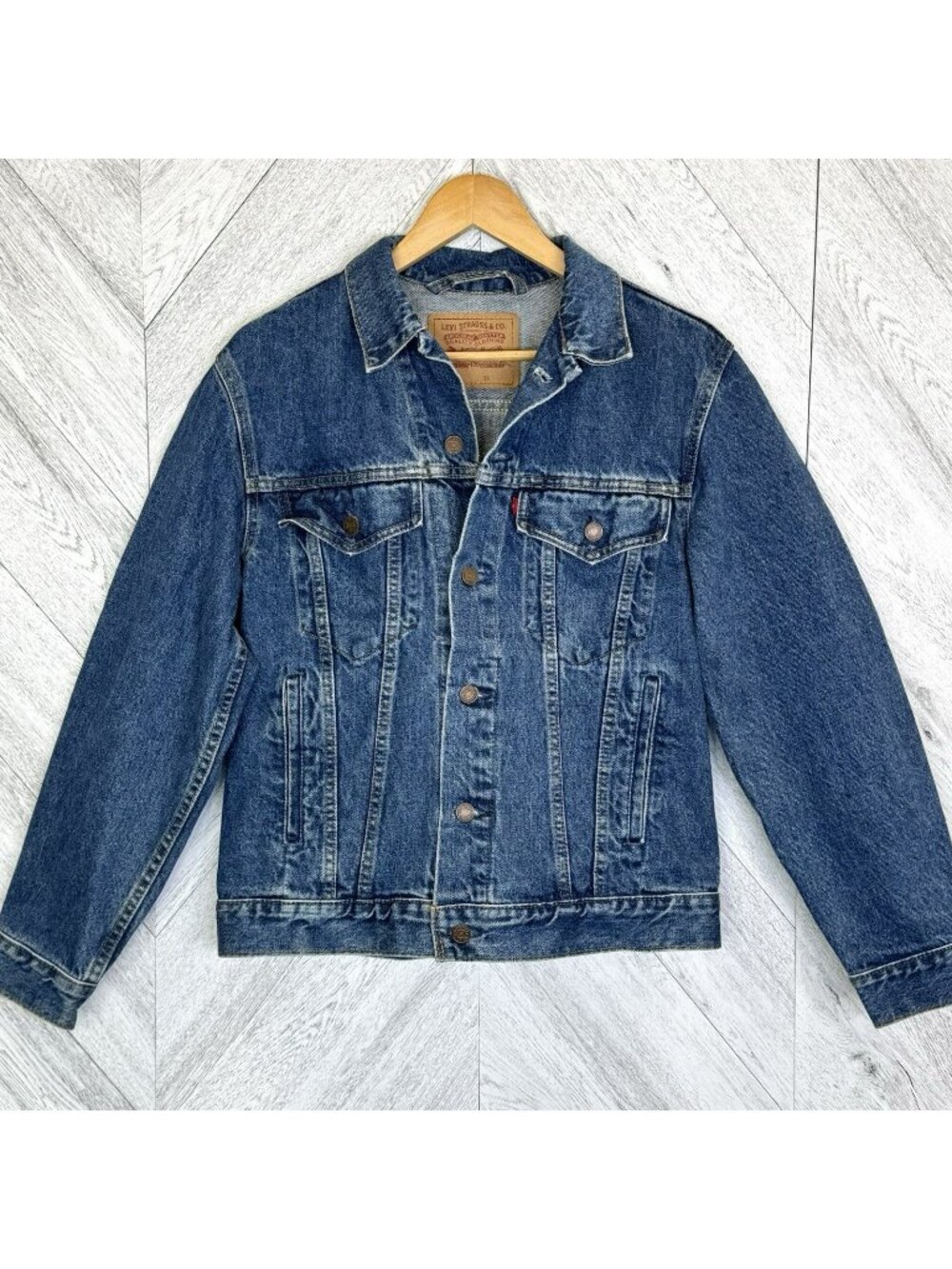 Vintage 90's Levi's Denim Type III Trucker Jean Jacket 75506 Mens 38 Small